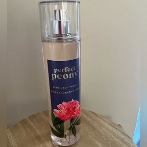 Bath & Body Works Perfect Peony Fine Fragrance Mist 8oz NEW